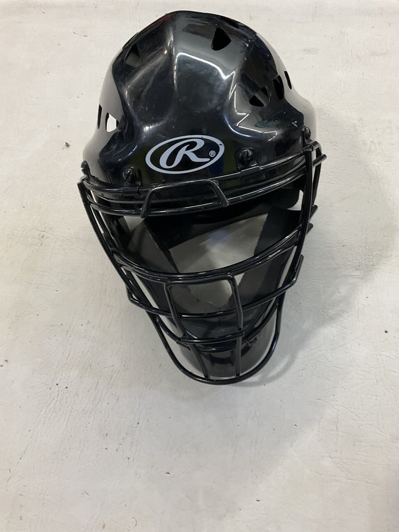 Used Wilson YOUTH CATCHERS HELMET MD Catcher's Equipment Catcher's Equipment