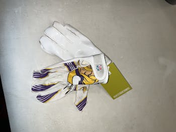 Franklin Sports NFL Minnesota Vikings Youth Football Receiver Gloves 