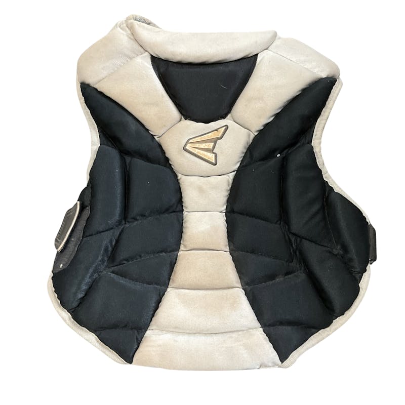 Used Easton YTH CHEST PROTECTOR Youth Catcher's Equipment Catcher's  Equipment