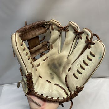 Used 44 Pro Right Hand Throw Infield C2 Baseball Glove 11.5