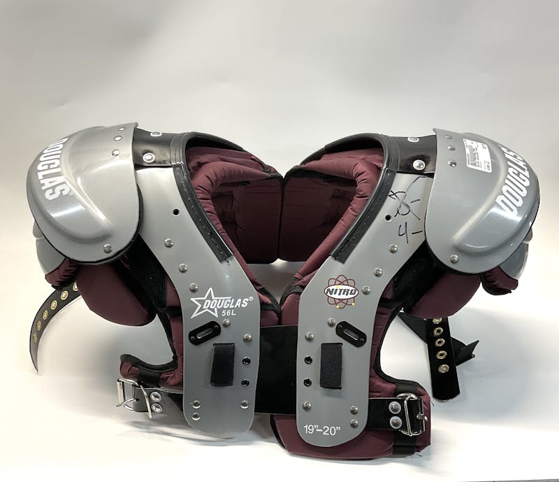 What Pros Wear: Joe Burrow's Douglas Shoulder Pads & Backplate - What Pros  Wear