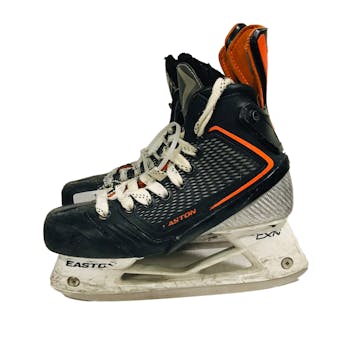 Used Easton Mako II Hockey Skates Regular Width Size 3.5