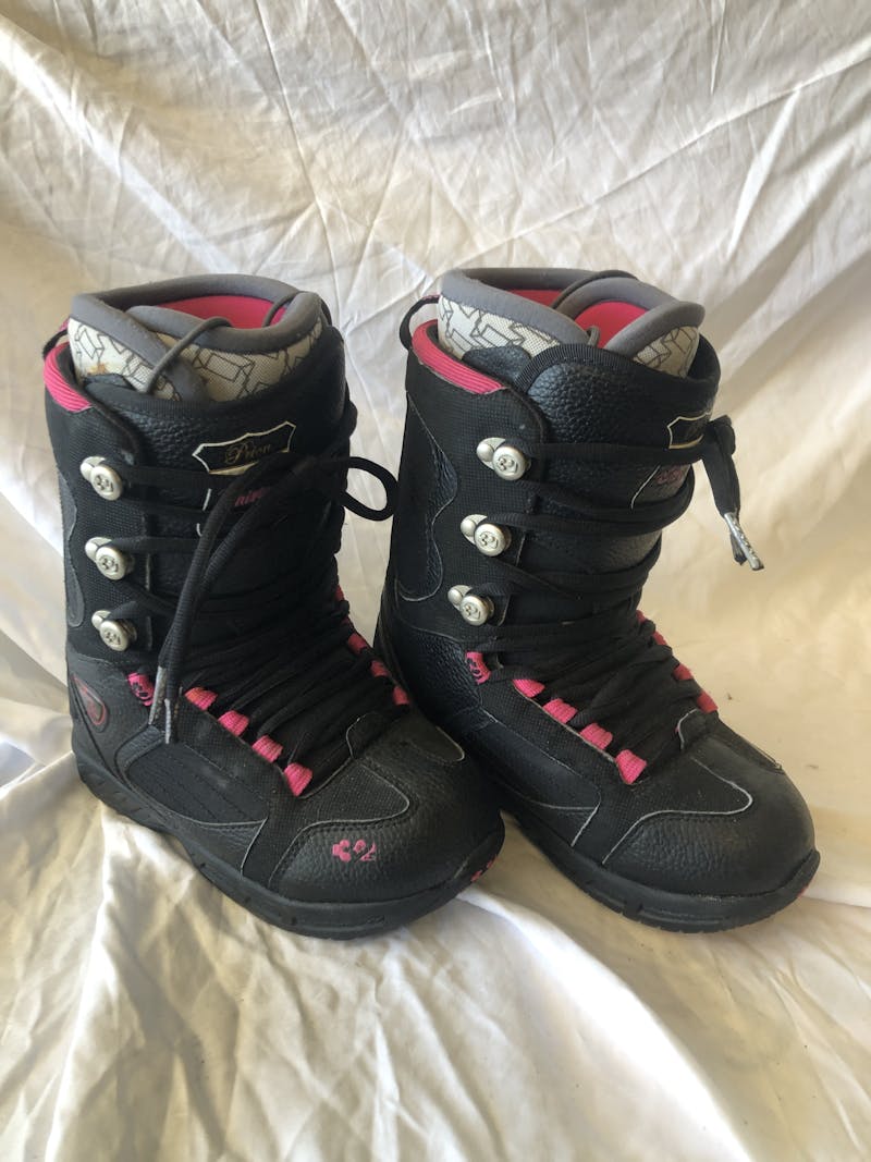 Thirtytwo prion store snowboard boots