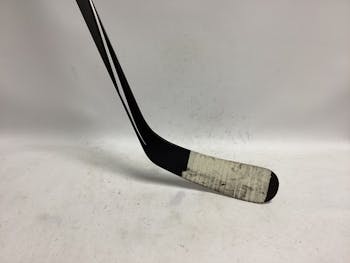 Used Easton SYNERGY 100 Flex Yzerman Senior One Piece Hockey Stick LH