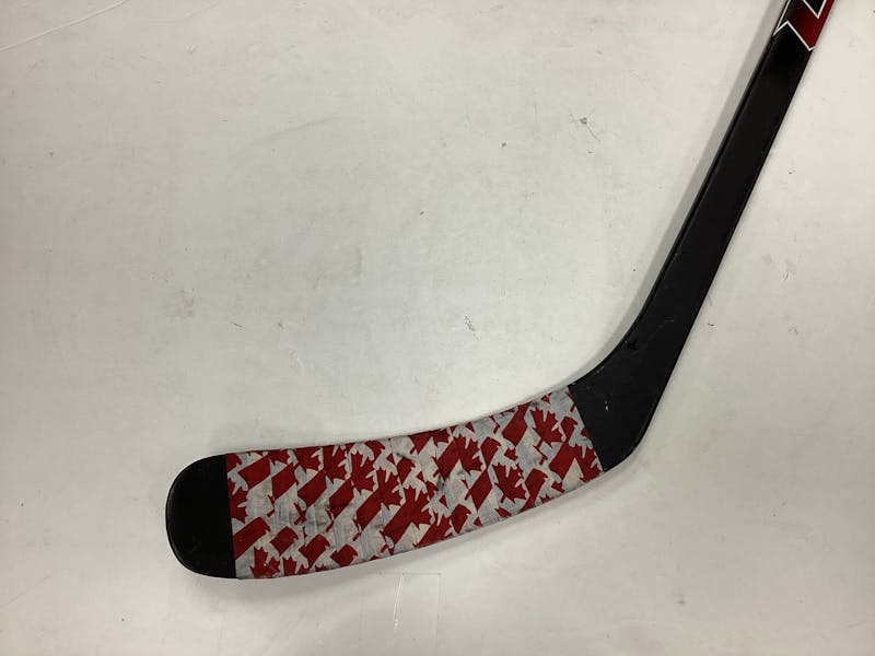 Easton Synergy ST GRIP Composite Hockey Stick- Senior