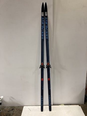 Used 205 CM KNEISSL TOURING 35 205 cm Men's Cross Country Ski 