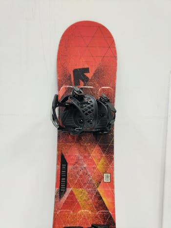 Used Burton PROGRESSION SM MD MATRIX BINDINGS 142 cm Men s